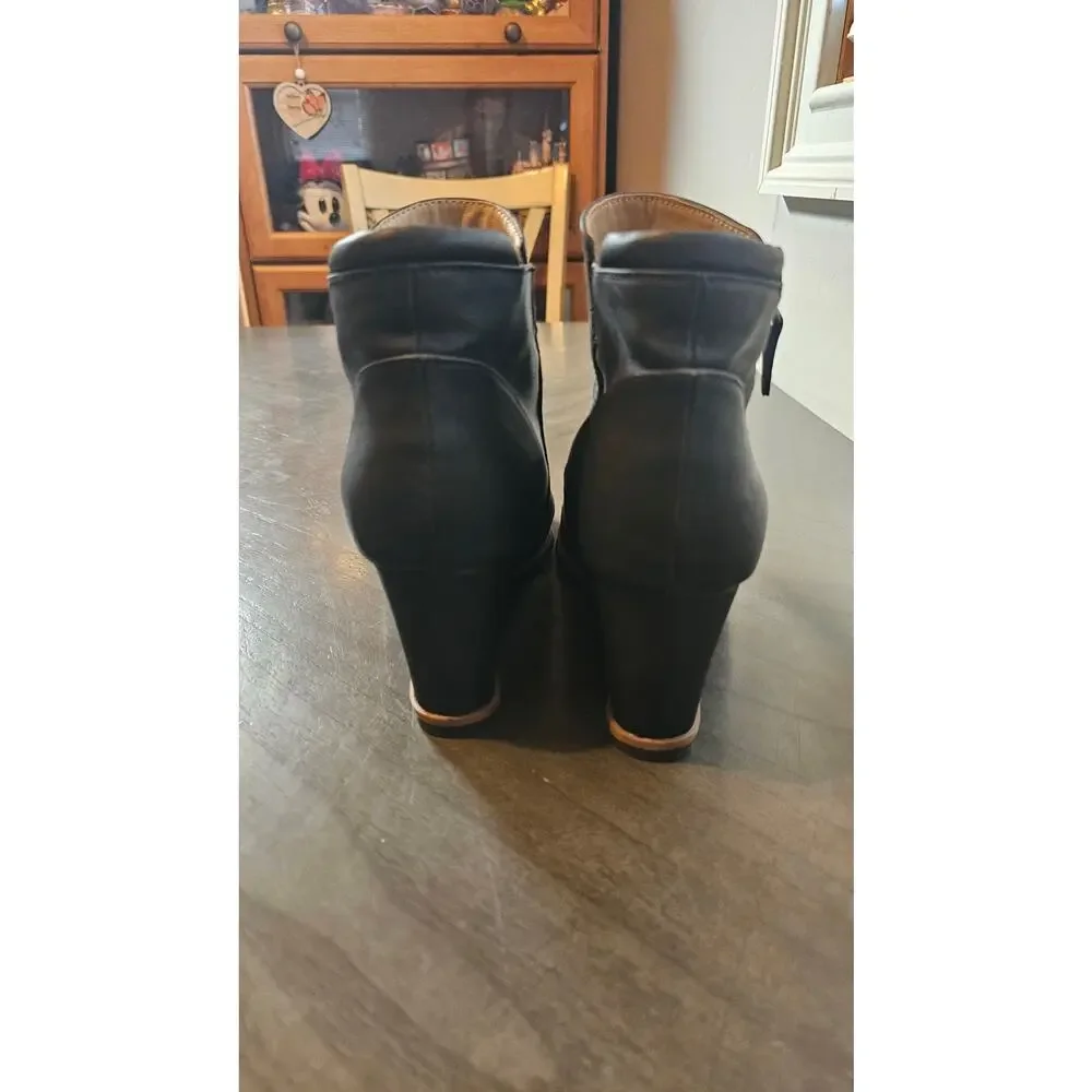 Women's Black Soul Naturalizer Haley Wedge Bootie size‎ 9M